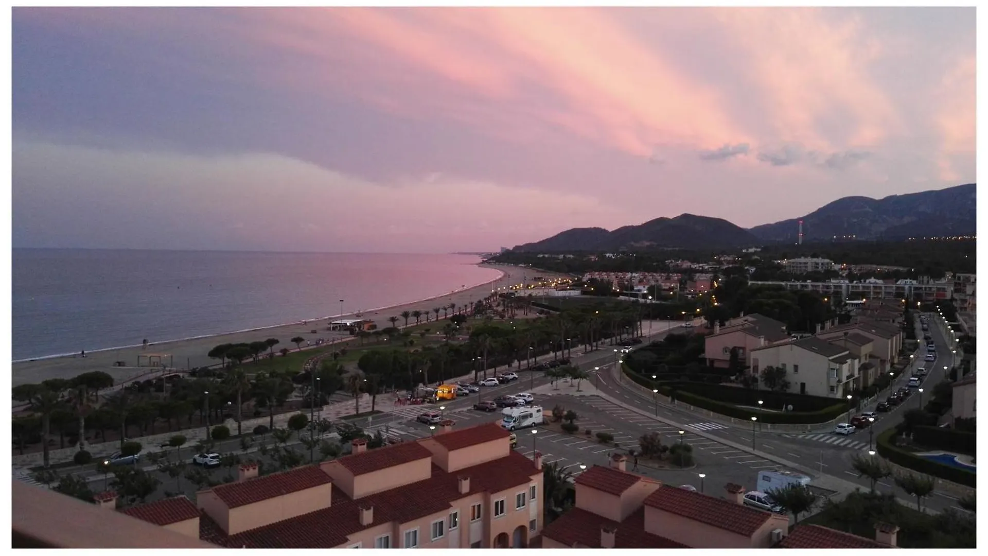 Apartamento Con Terraza, Vistas Playa Y Montana L'L'Hospitalet de l'Infant