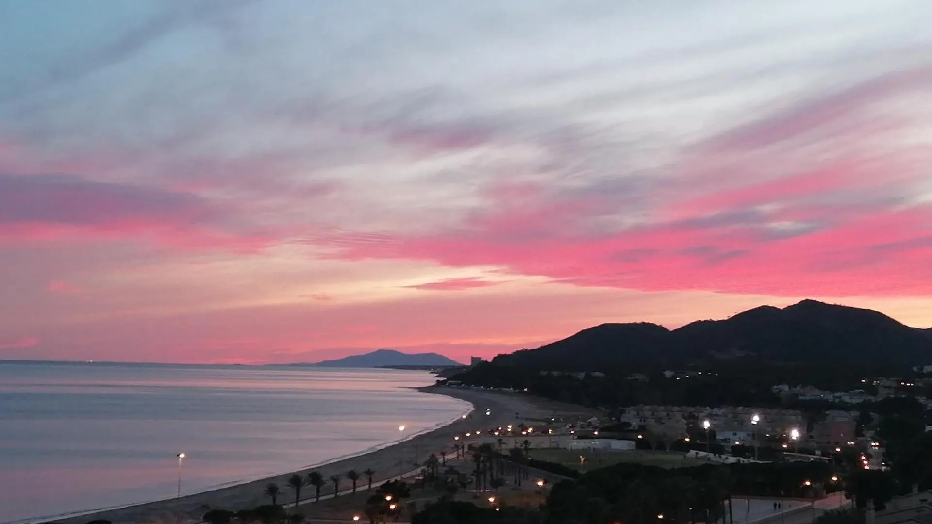 Lägenhet Apartamento Con Terraza, Vistas Playa Y Montana L'L'Hospitalet de l'Infant